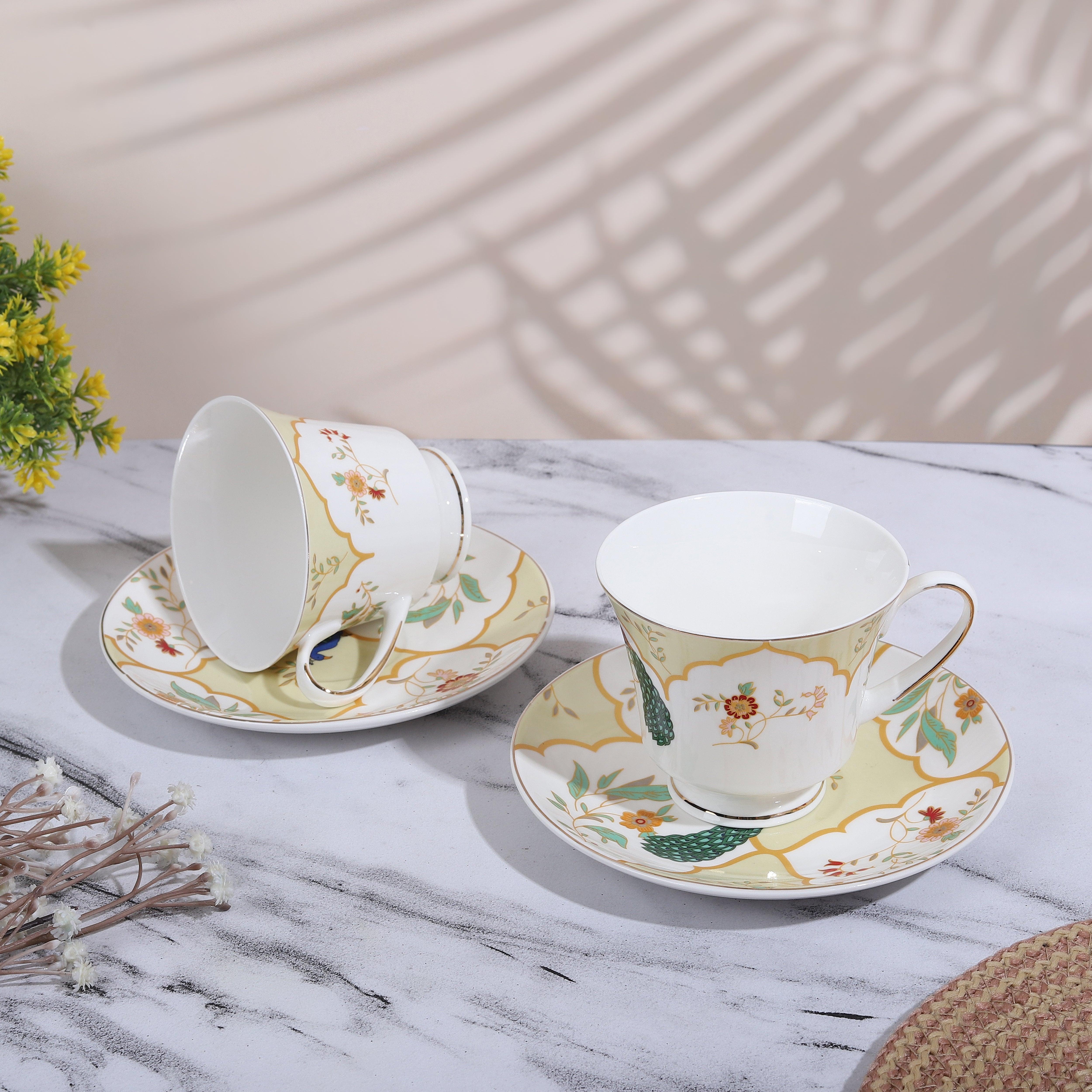 Crockery top tea set